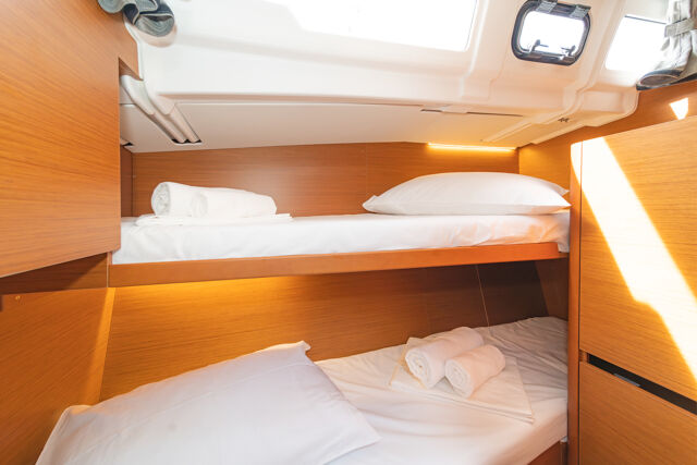 Sun Odyssey 490 - 5 + 1 cab. First Ride